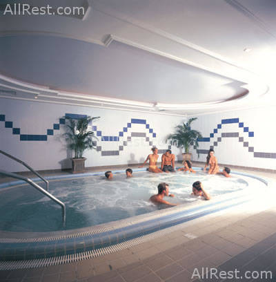 Louis Phaethon Beach Hotel 24